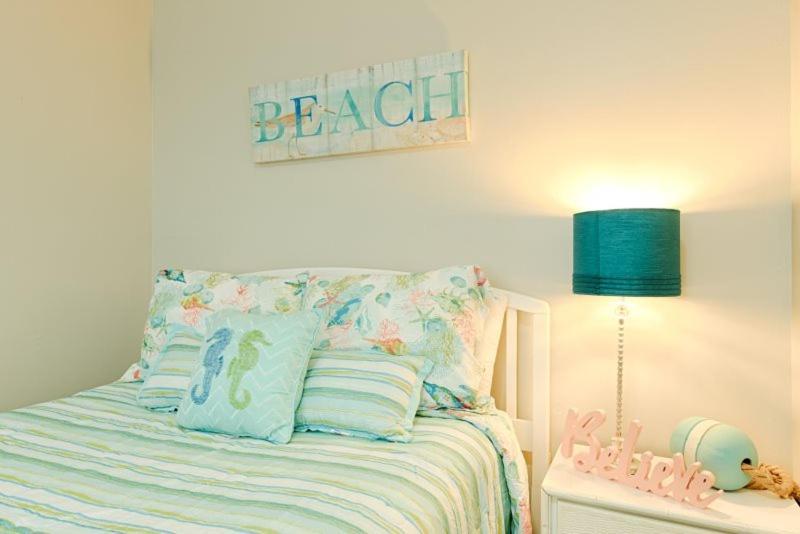 Sandy Dunes Oceanfront Condo - Just Renovated June 2020 Myrtle Beach Exterior photo